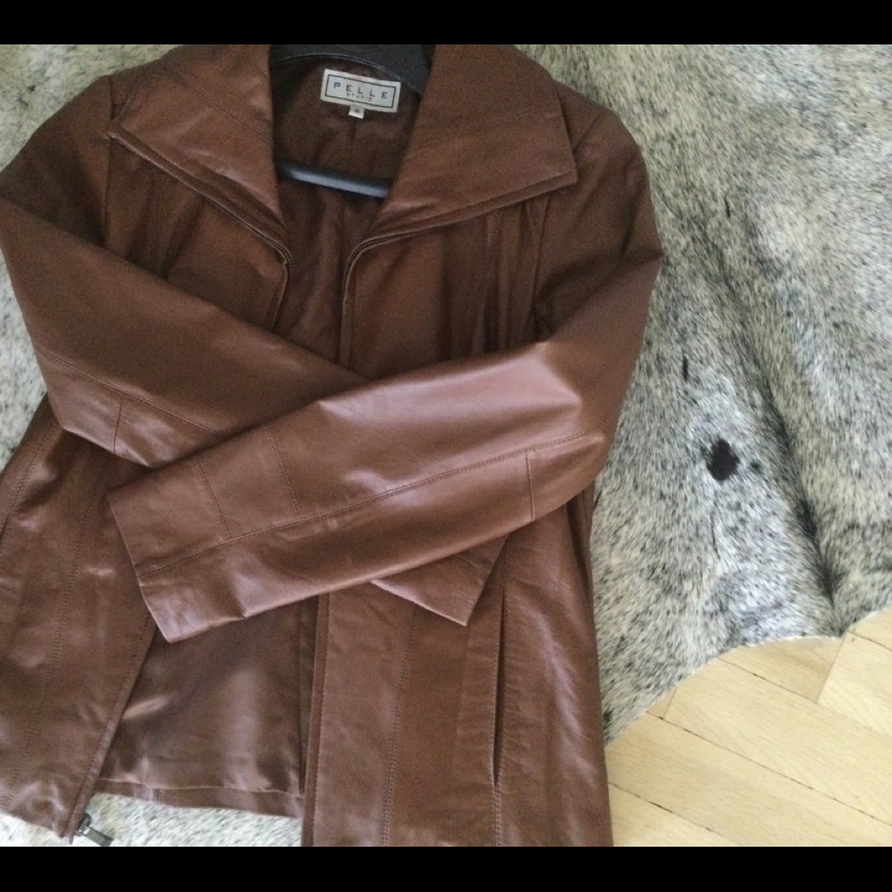 (SOLD) Chic soft retro leather jacket